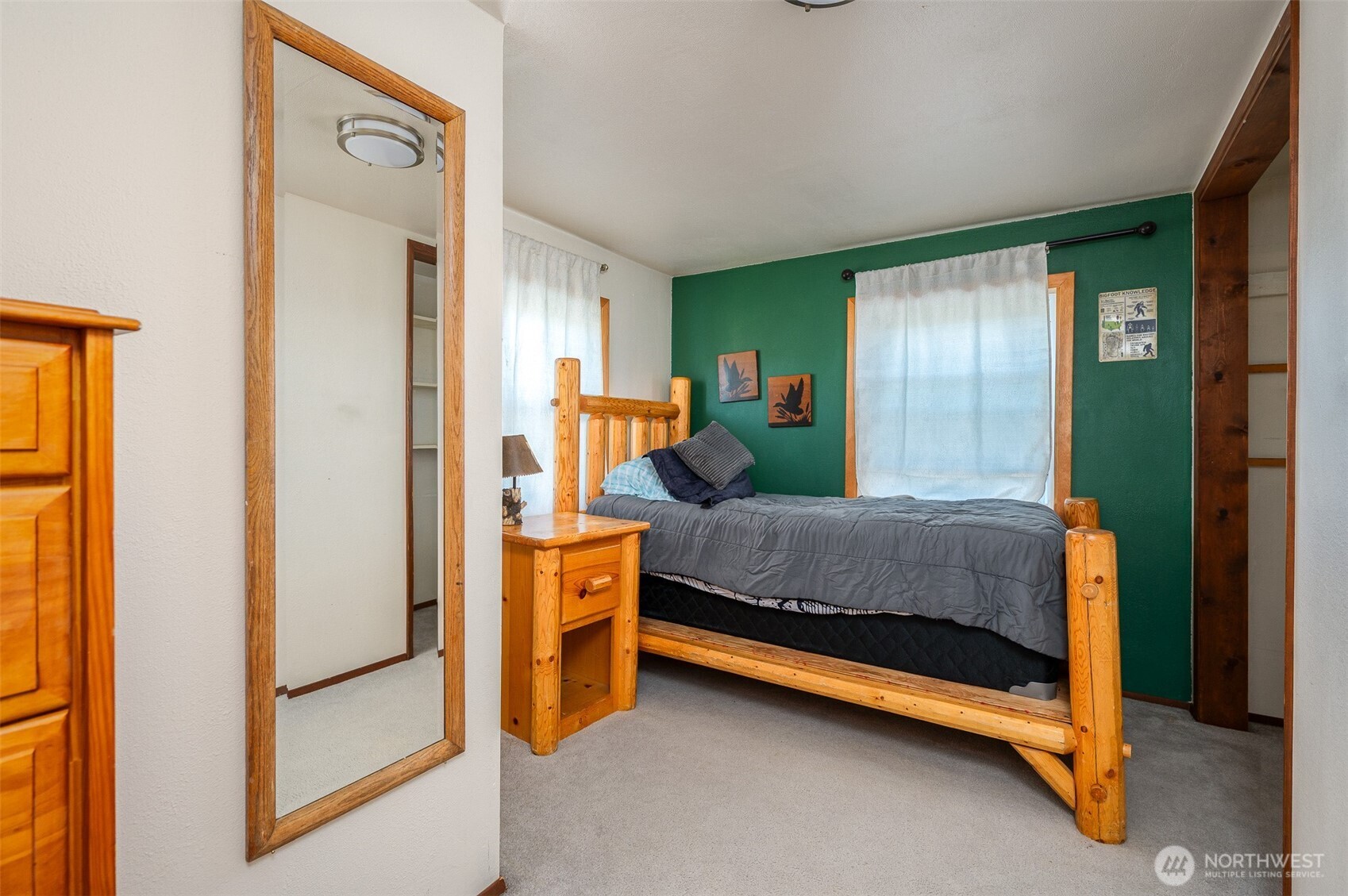 137 Aden Street SW, Castle Rock, WA 98611