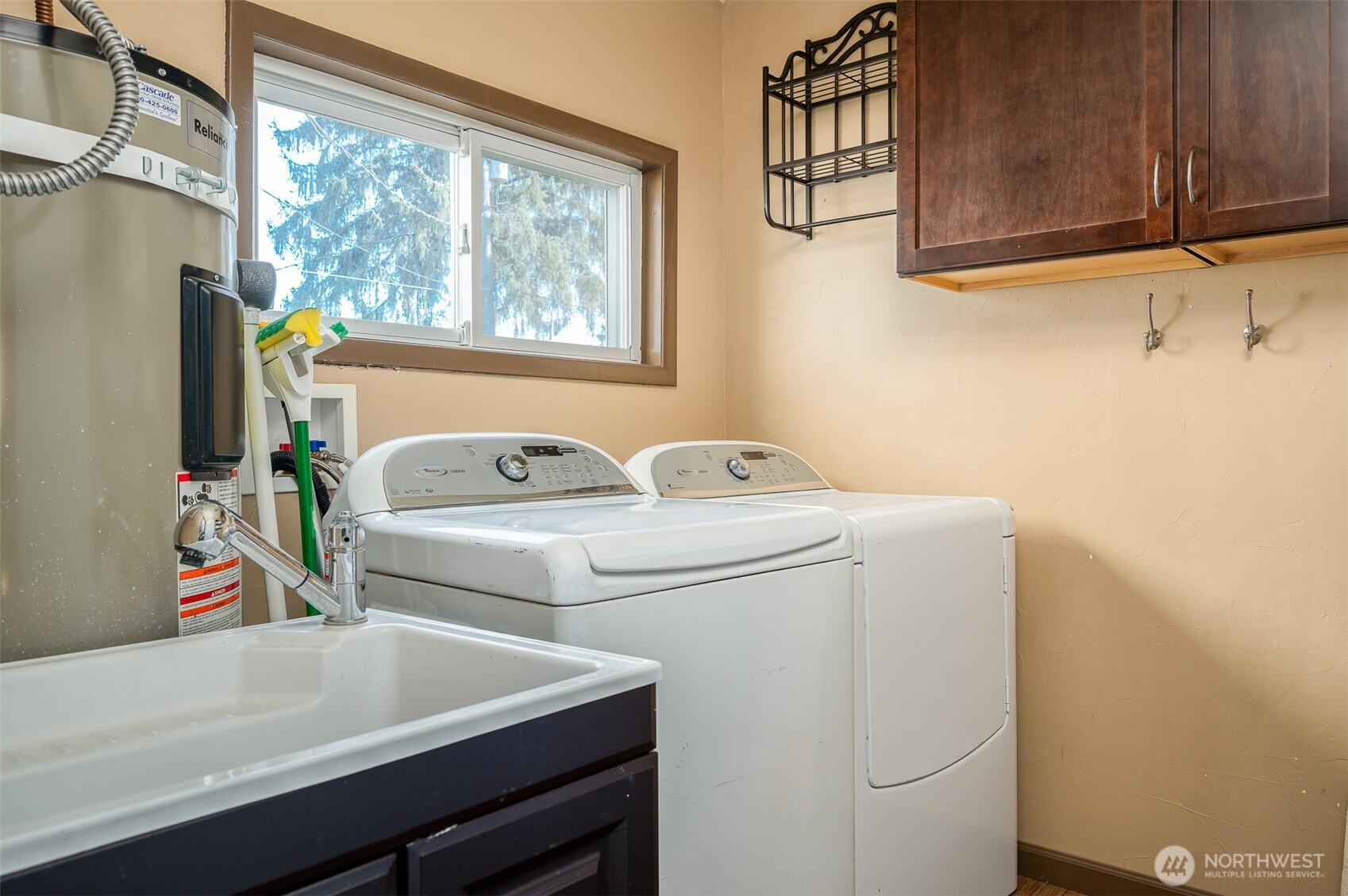 137 Aden Street SW, Castle Rock, WA 98611
