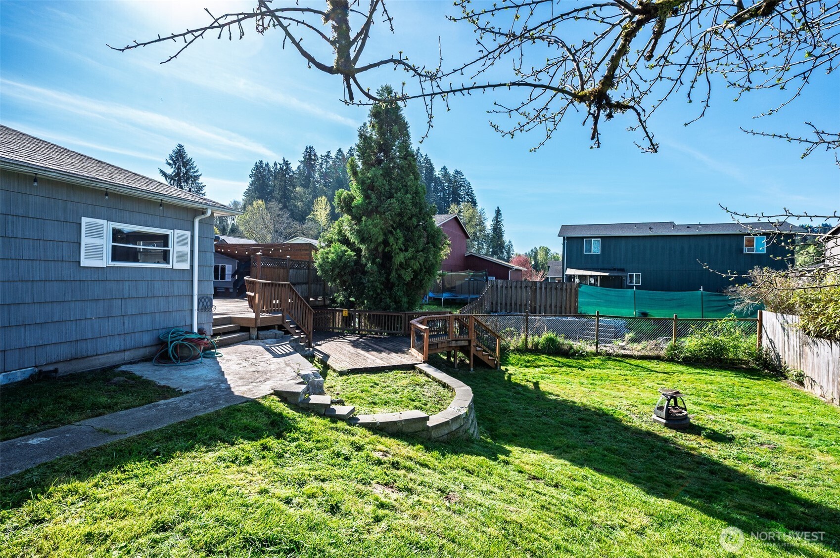 137 Aden Street SW, Castle Rock, WA 98611