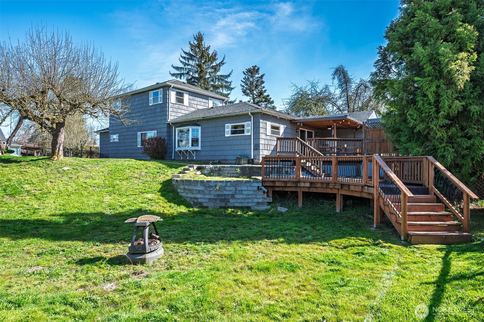 137 Aden Street SW, Castle Rock, WA 98611