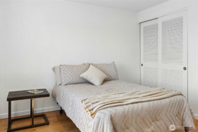 17154 NE 5th Street , Bellevue, WA 98008-4129 - Photo 26