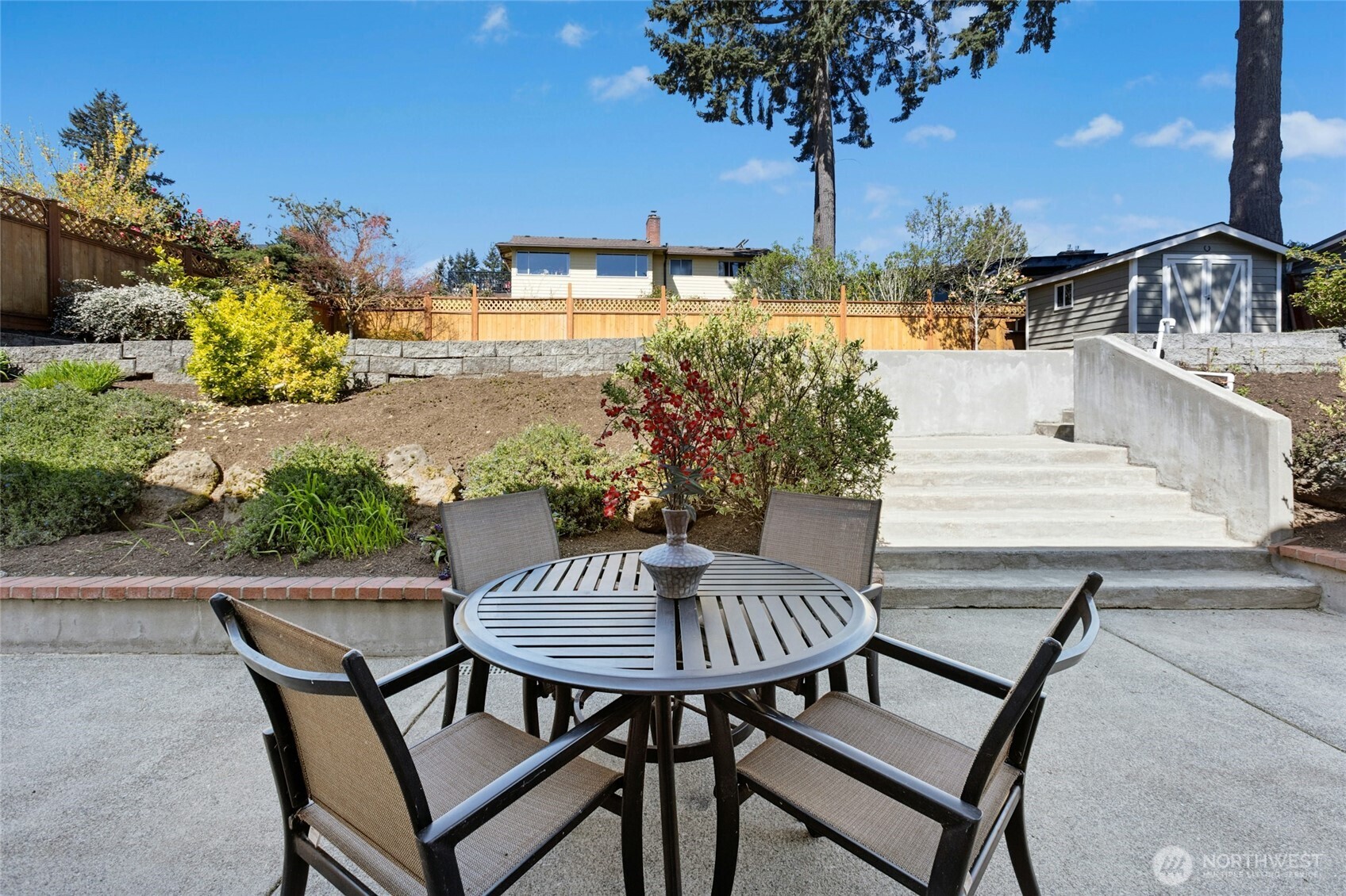 17154 NE 5th Street , Bellevue, WA 98008-4129