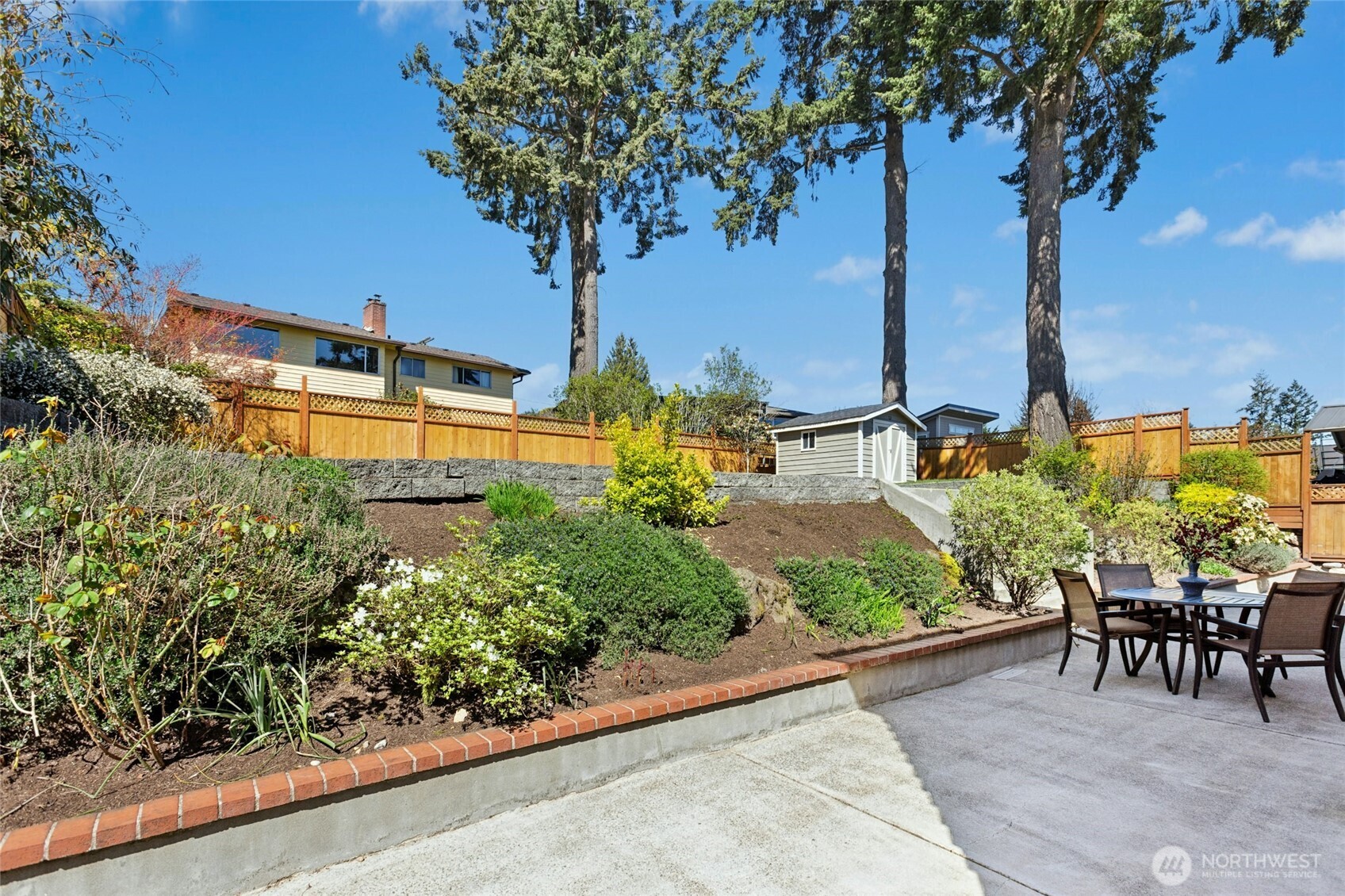 17154 NE 5th Street , Bellevue, WA 98008-4129