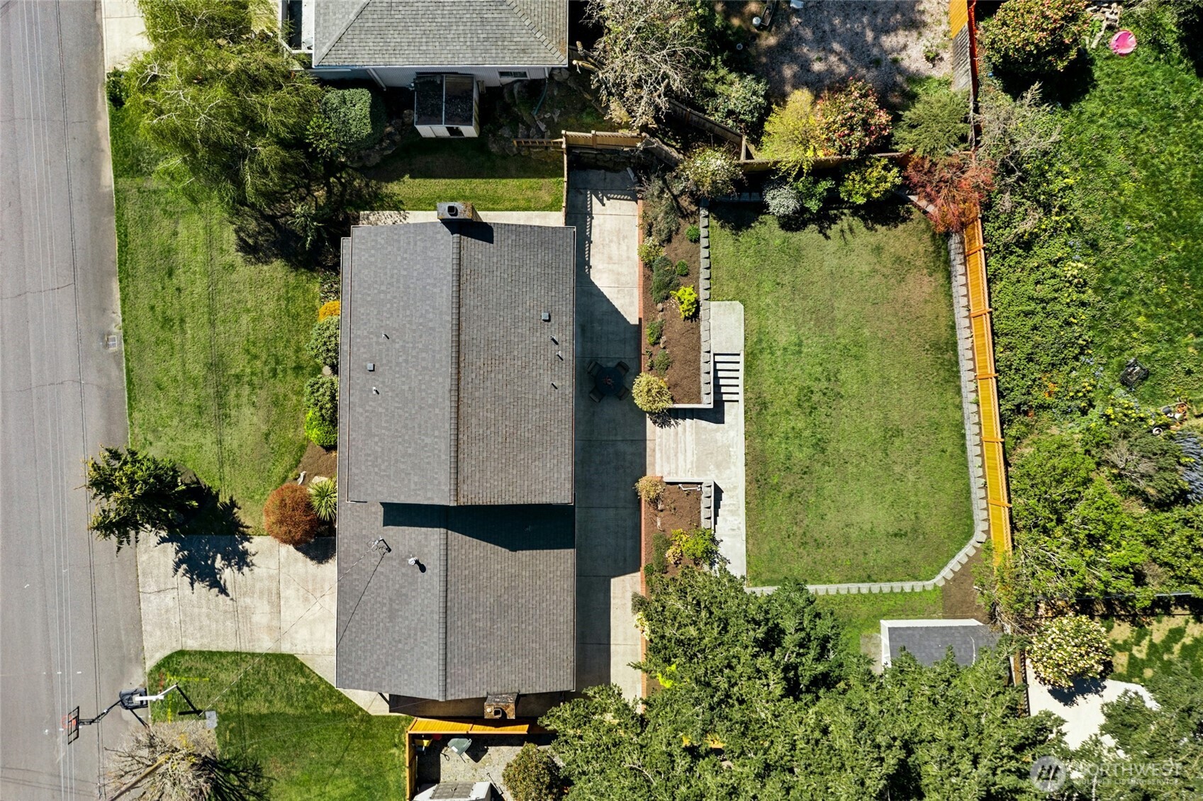 17154 NE 5th Street , Bellevue, WA 98008-4129