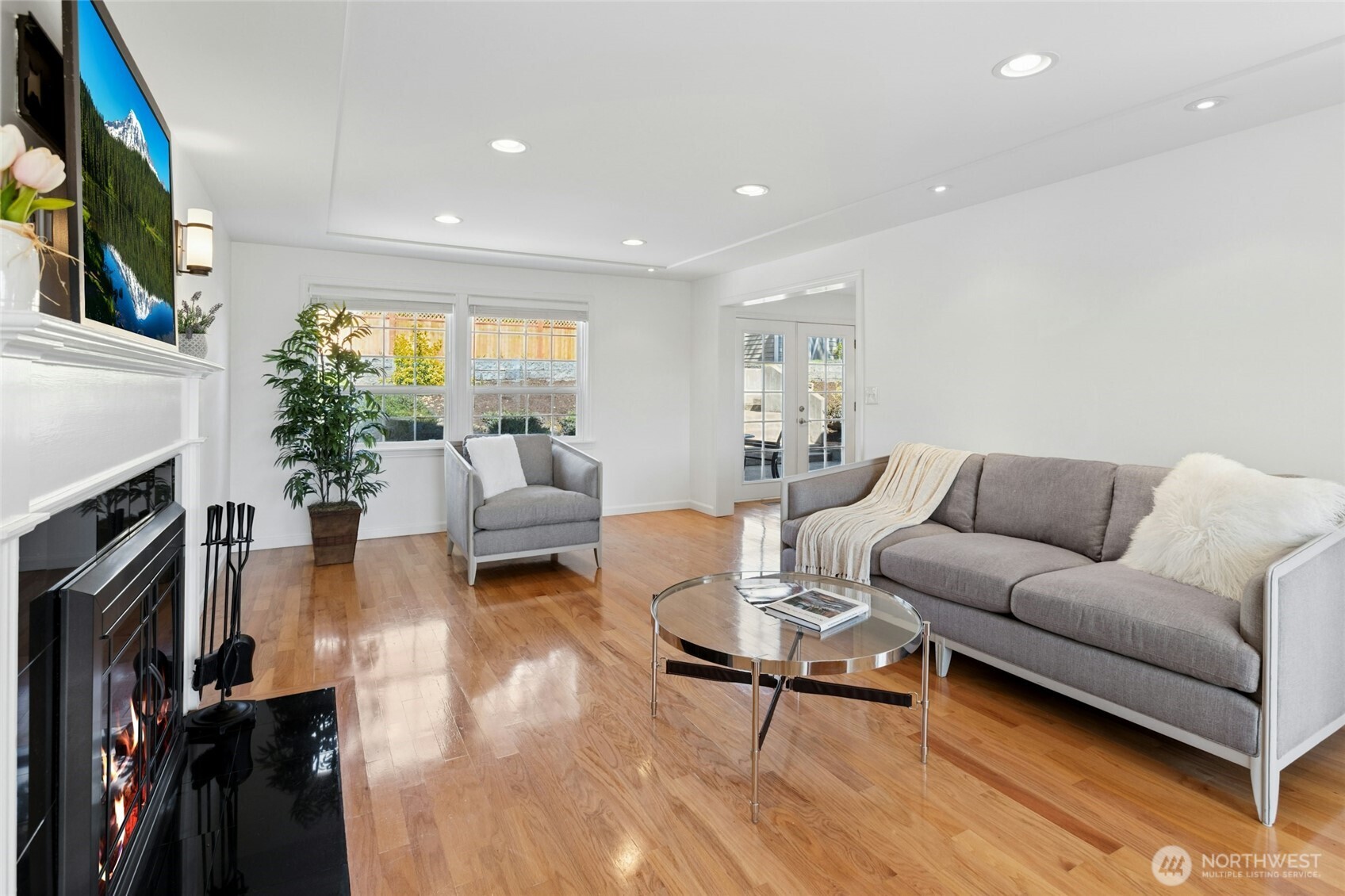 17154 NE 5th Street , Bellevue, WA 98008-4129