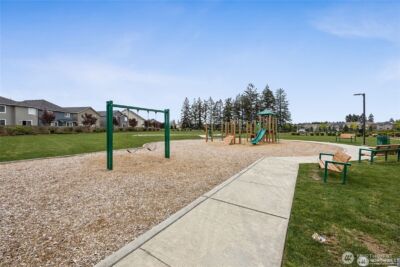 10743 183rd Street E, Puyallup, WA 98374 - Photo 31