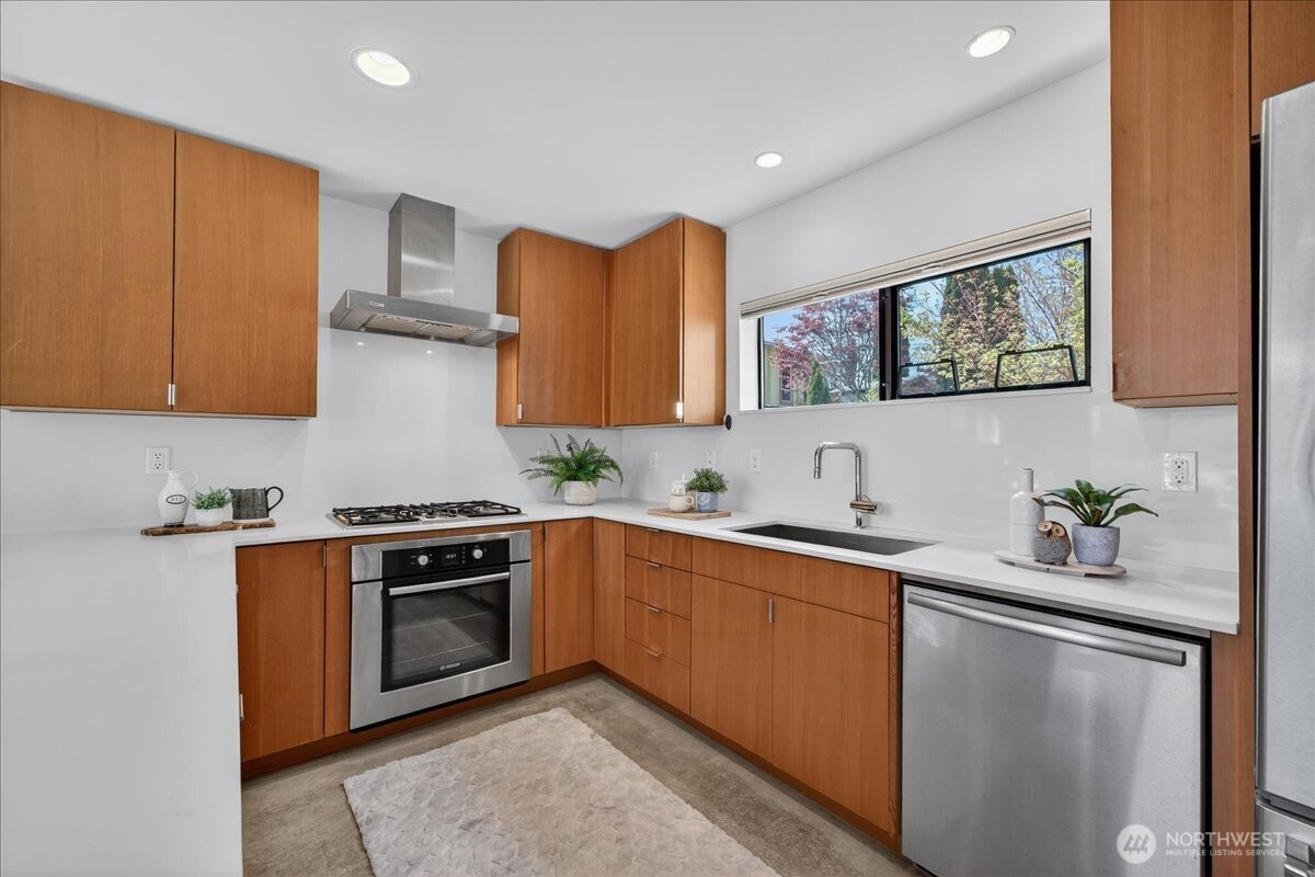 943 Martin Luther King Jr Way S #A, Seattle, WA 98144