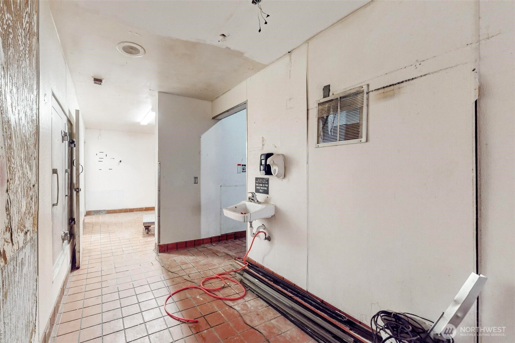 3558 Wheaton Way , Bremerton, WA 98310