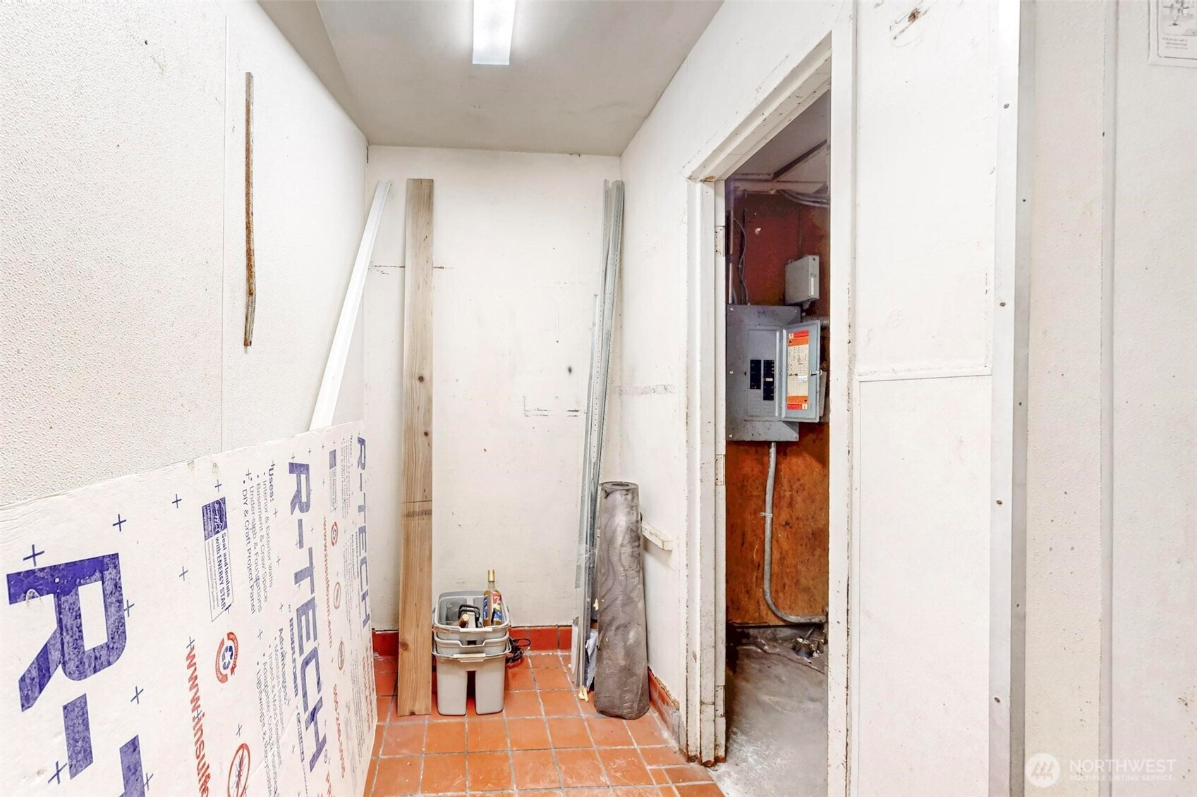 3558 Wheaton Way , Bremerton, WA 98310