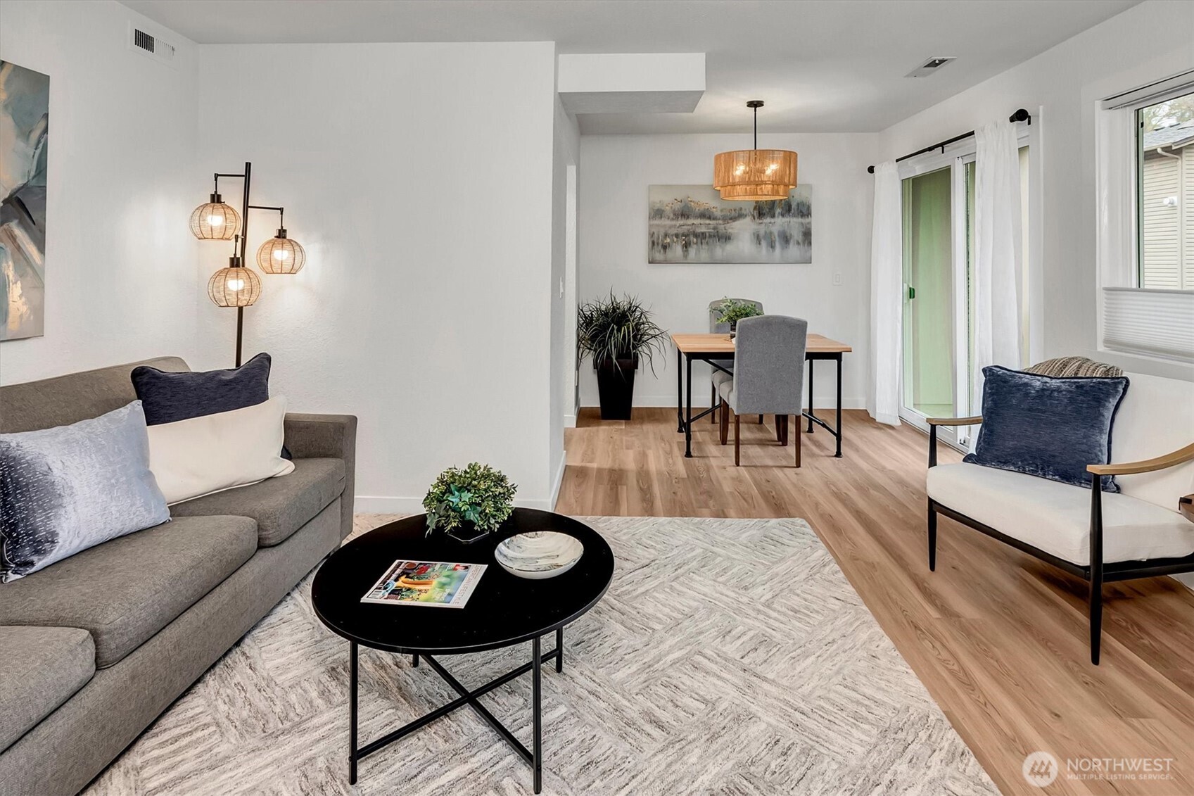 9517 NE 180th Street #B203, Bothell, WA 98011