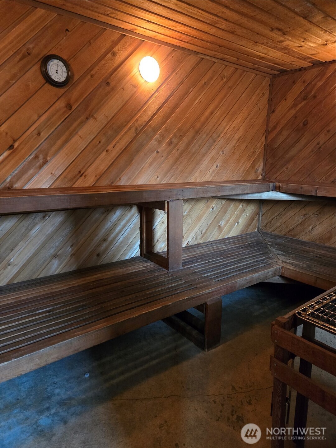 9517 NE 180th Street #B203, Bothell, WA 98011