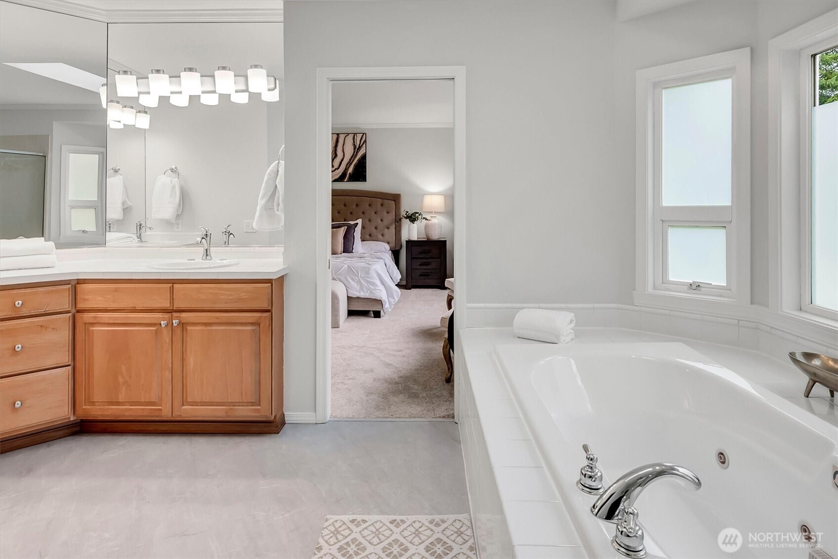 13205 218th Avenue NE, Woodinville, WA 98077