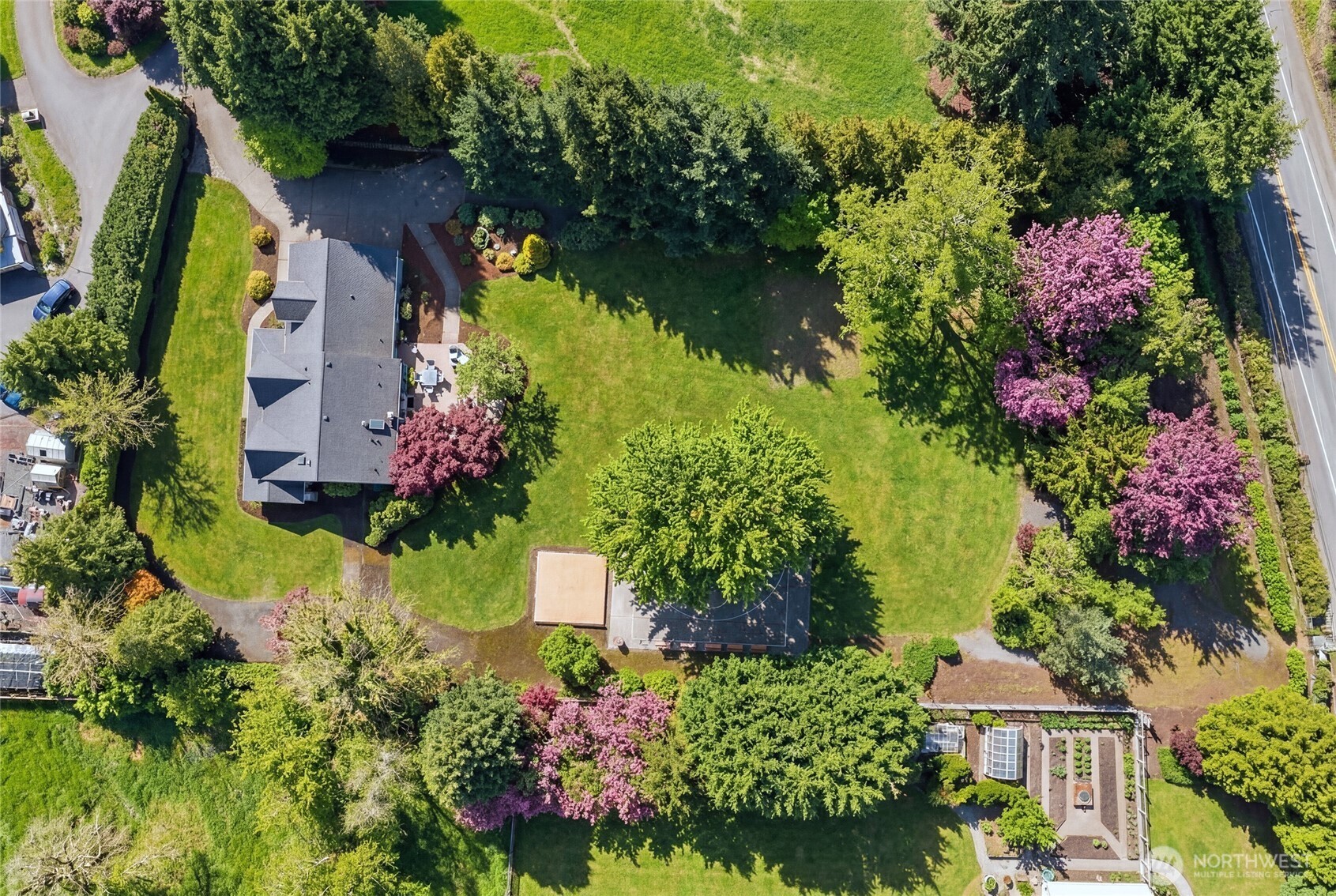 13205 218th Avenue NE, Woodinville, WA 98077