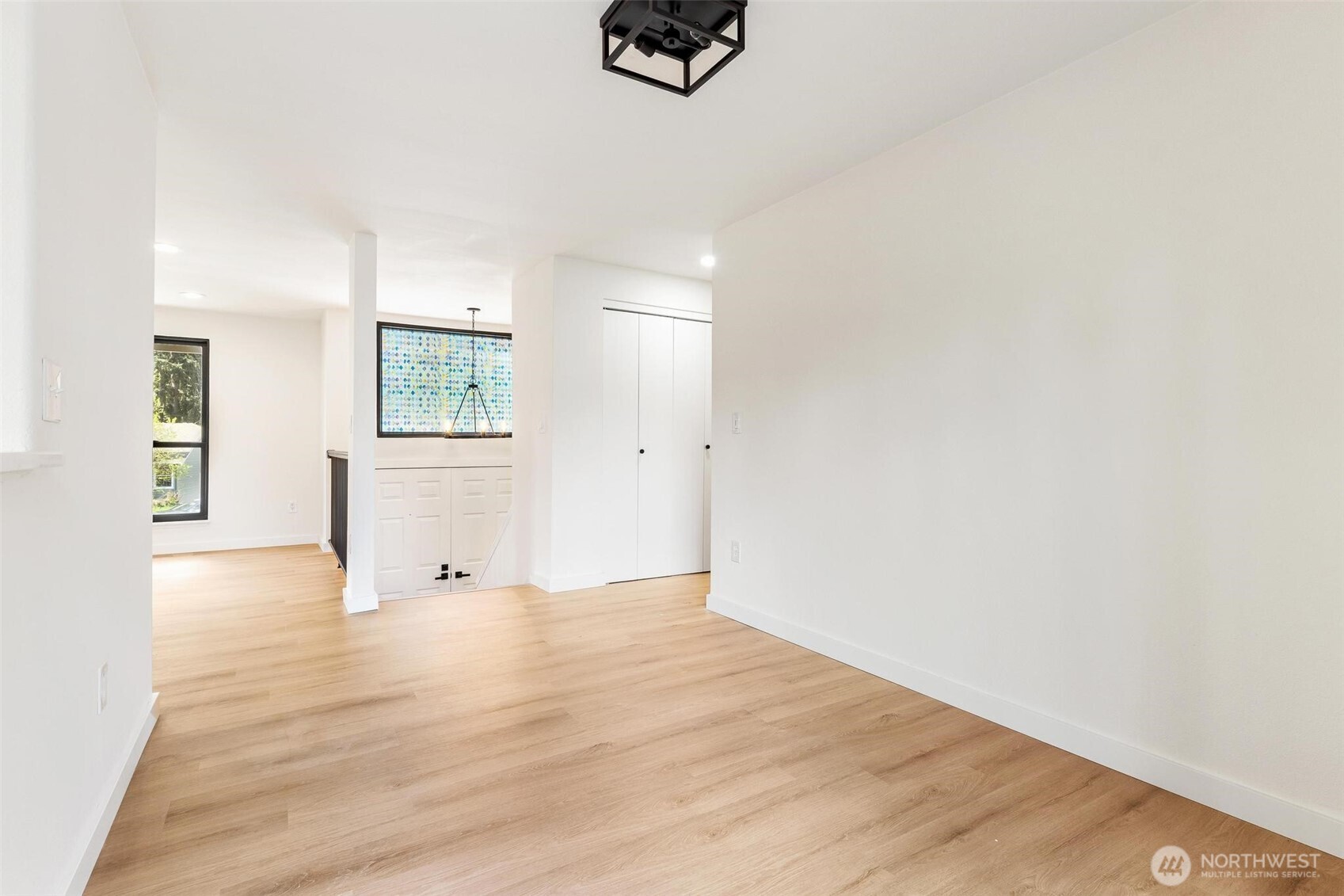 32910 30th Avenue SW, Federal Way, WA 98023