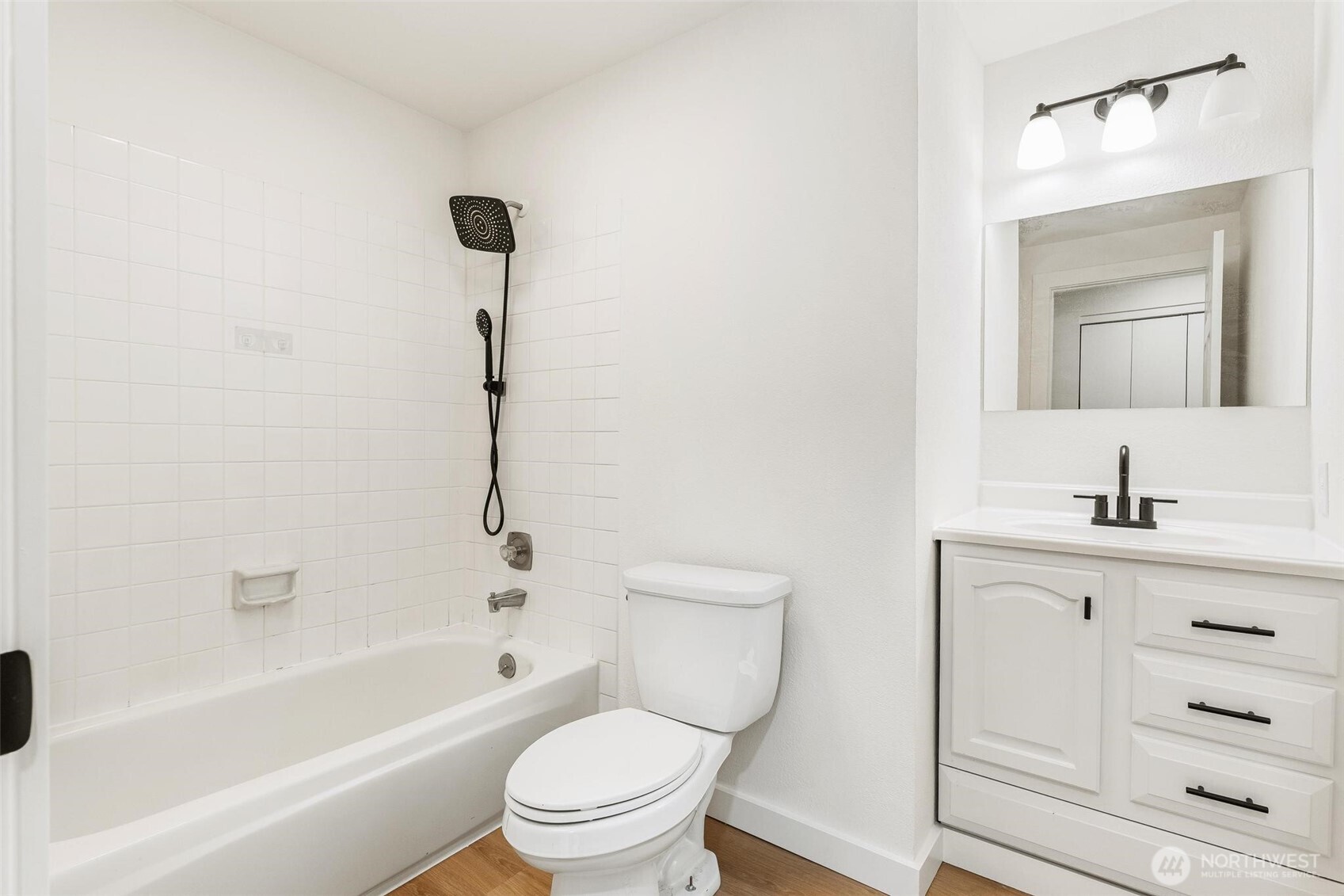 32910 30th Avenue SW, Federal Way, WA 98023