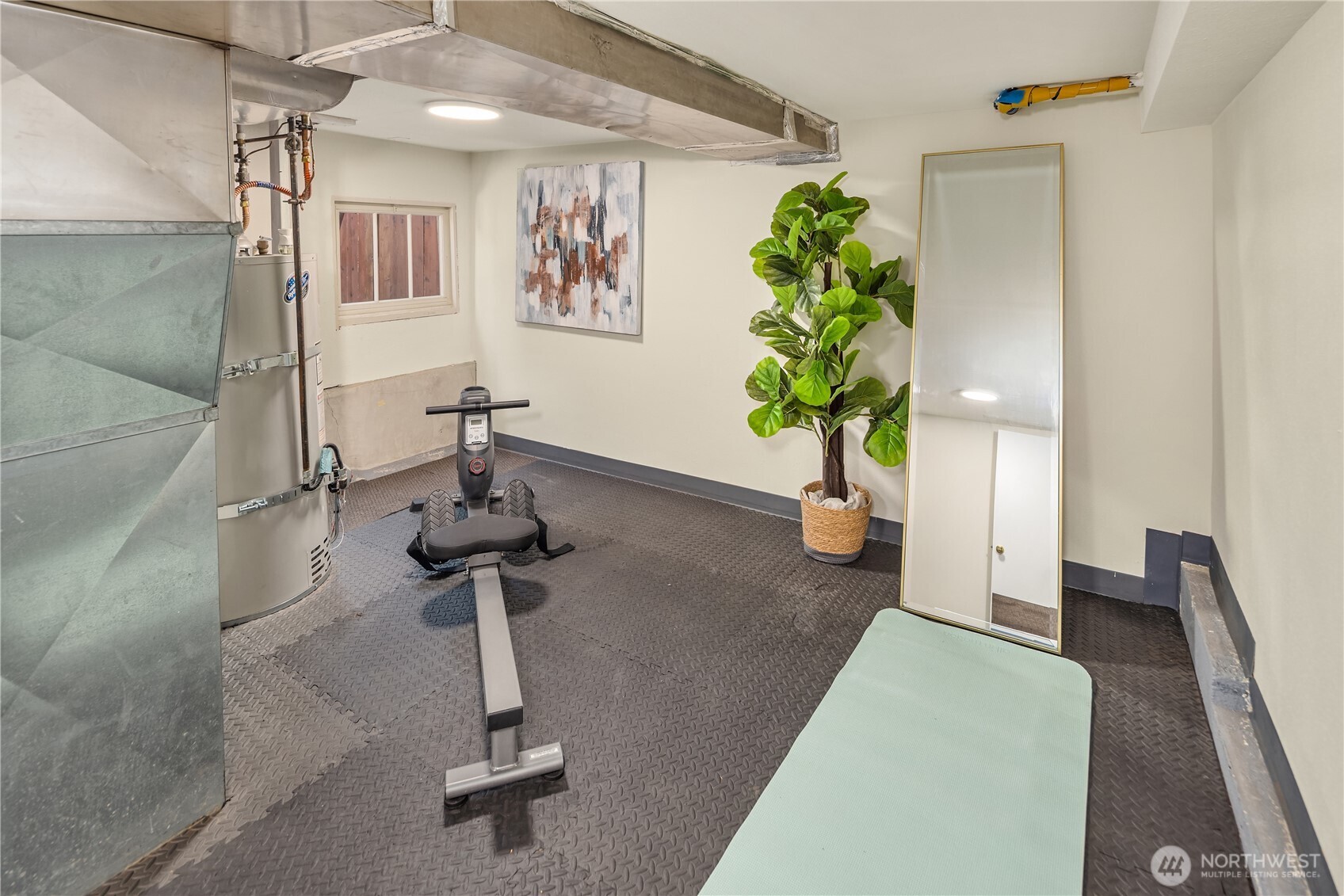 324 NE 54th Street , Seattle, WA 98105