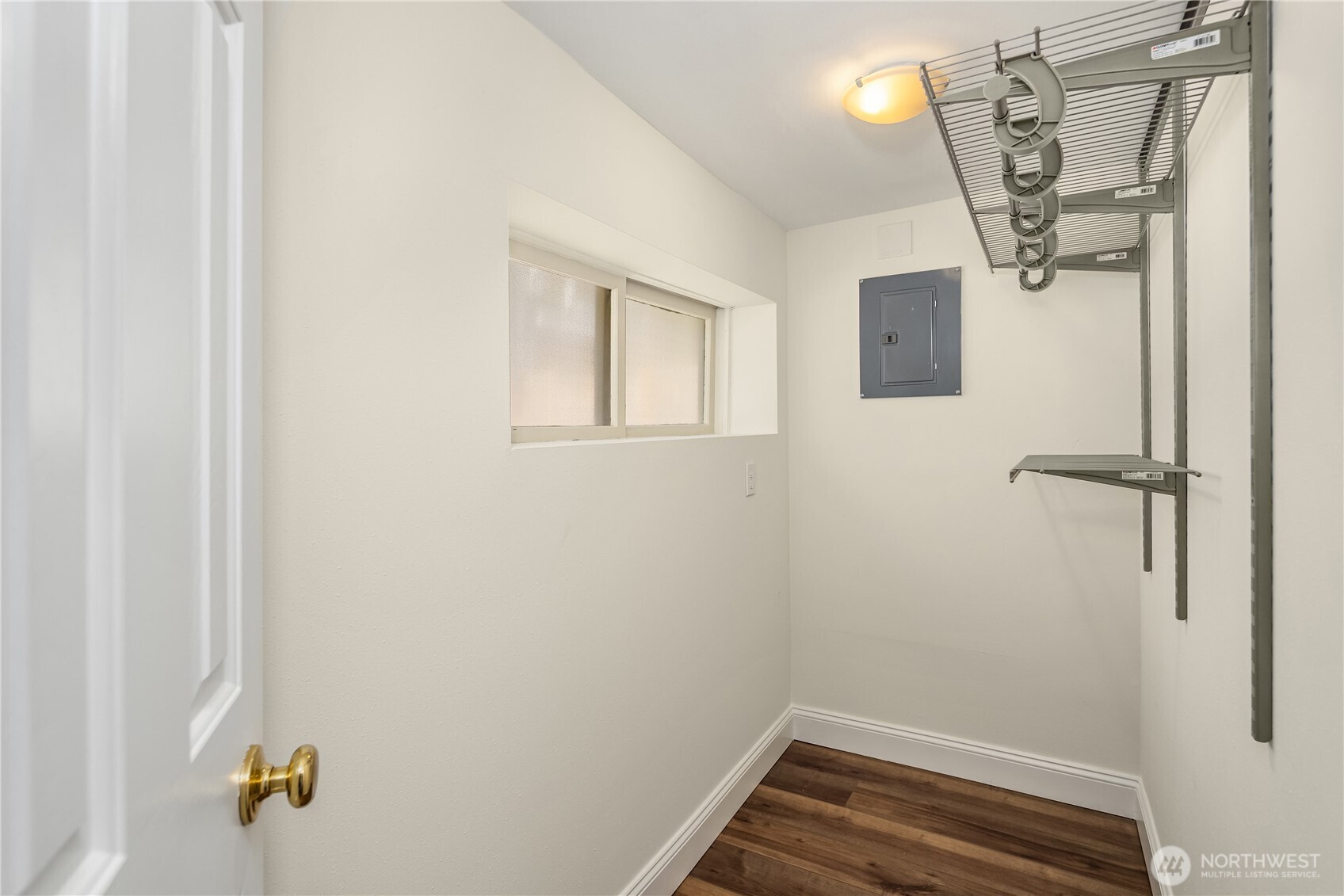 324 NE 54th Street , Seattle, WA 98105