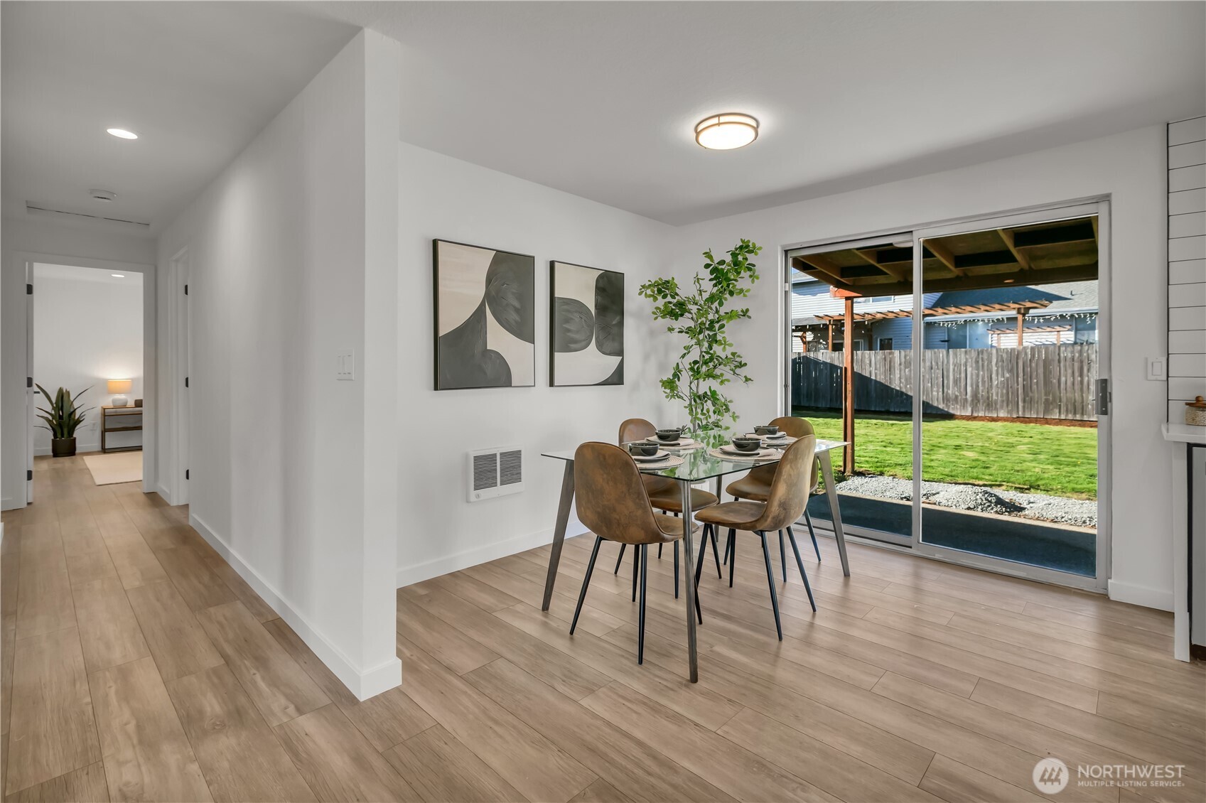21720 SE 237th Street , Maple Valley, WA 98038