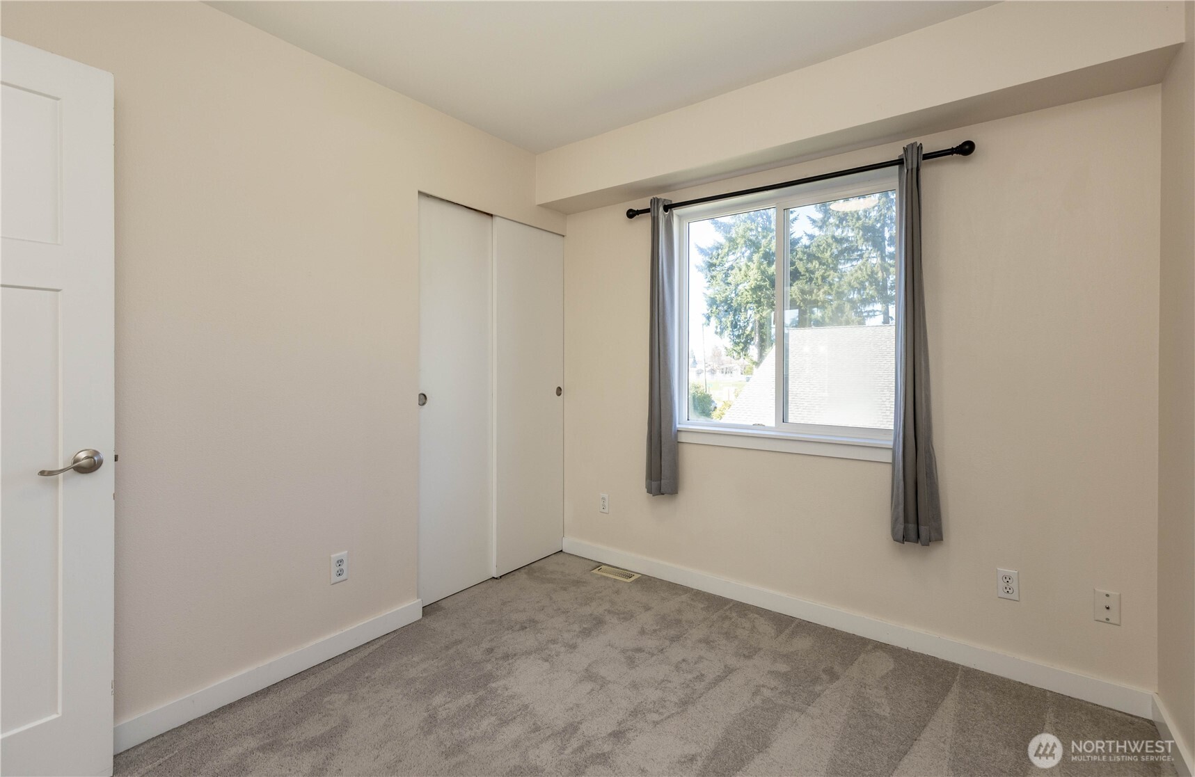 1602 19th Ave Court , Milton, WA 98354