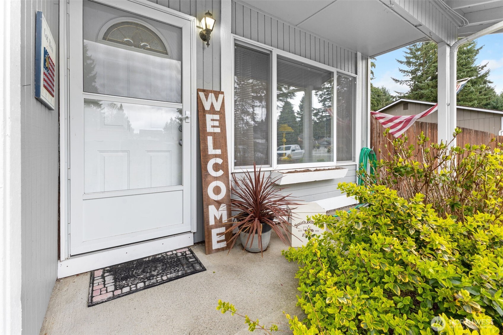 14209 14211 107th Avenue Ct E, Puyallup, WA 98374