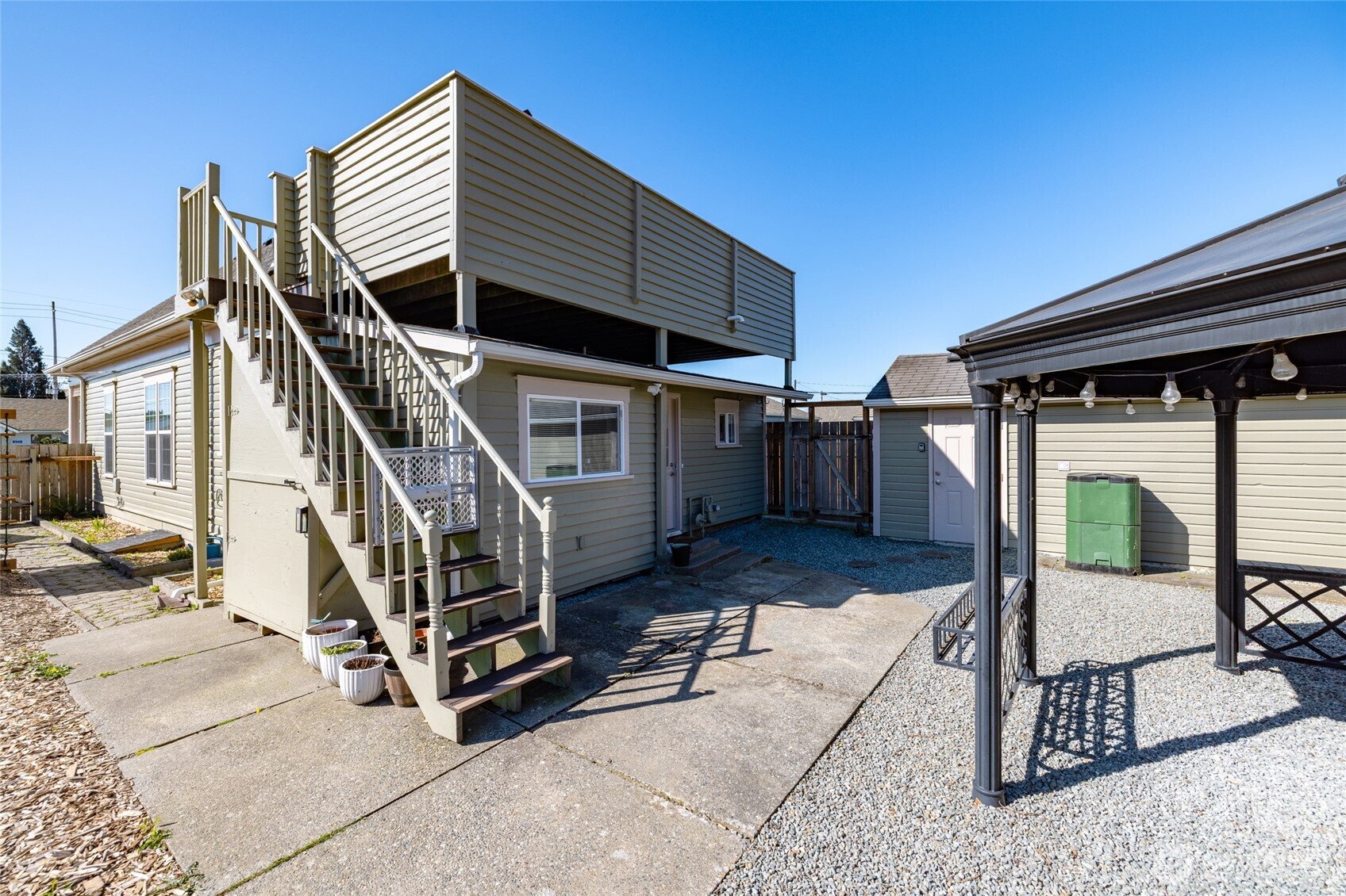 625 E Hazel Avenue , Burlington, WA 98233