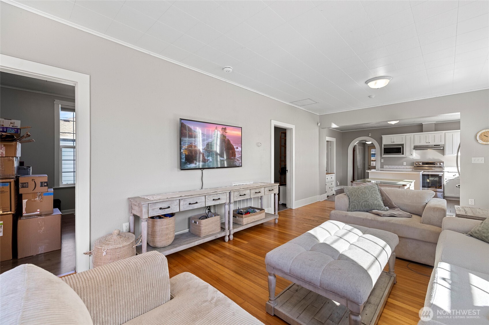 625 E Hazel Avenue , Burlington, WA 98233