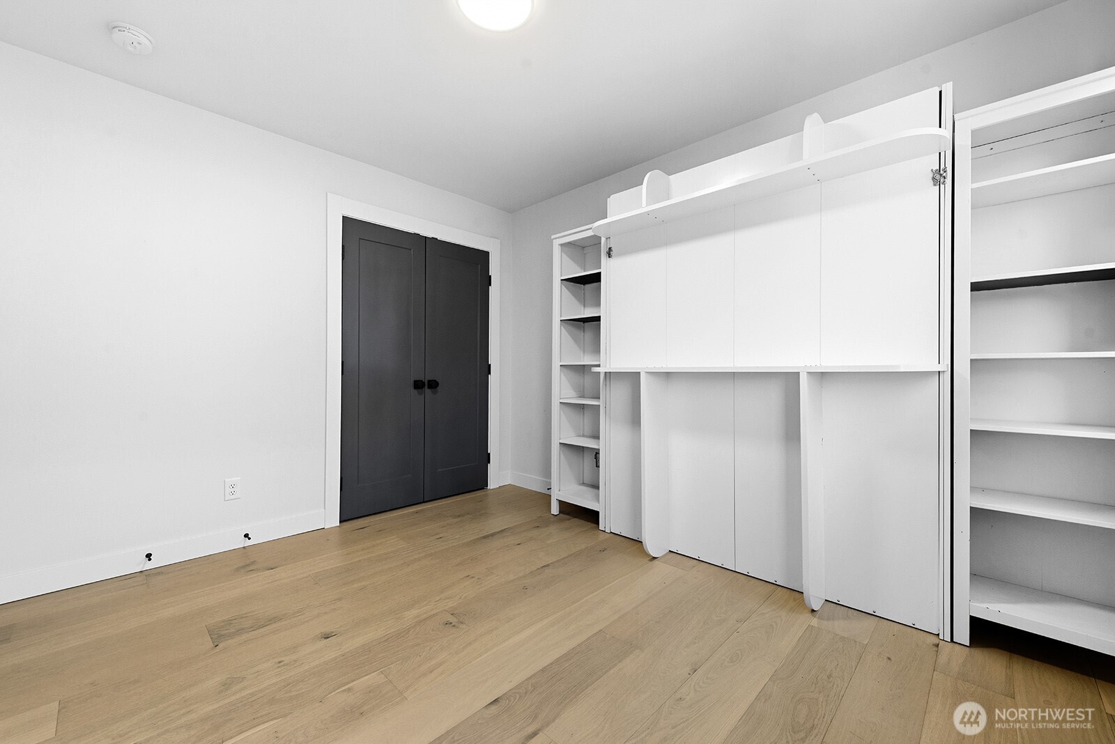 8451 18th Avenue SW, Seattle, WA 98106