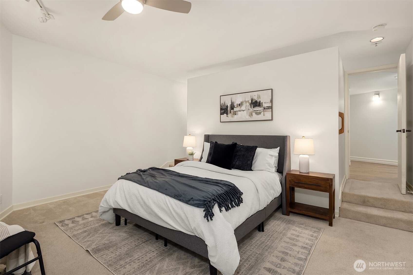 9039 NE Juanita Drive #305, Kirkland, WA 98034