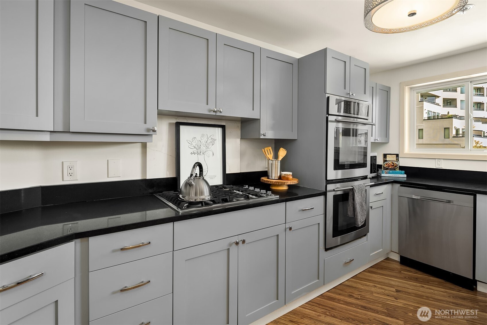 9039 NE Juanita Drive #305, Kirkland, WA 98034