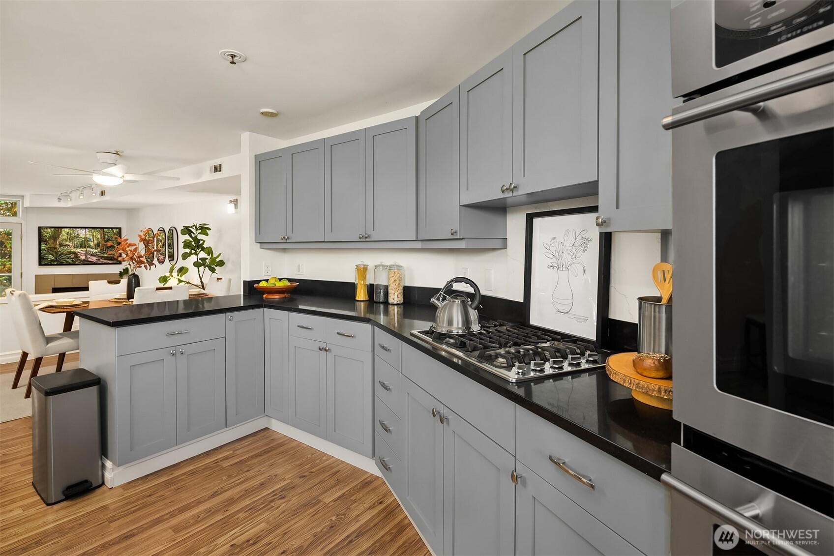 9039 NE Juanita Drive #305, Kirkland, WA 98034