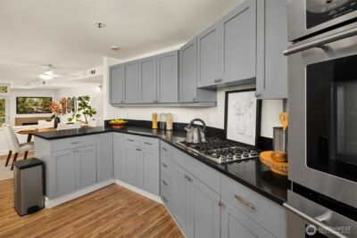 9039 NE Juanita Drive #305, Kirkland, WA 98034 - Photo 5