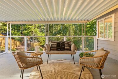 18330 47th Place NE, Lake Forest Park, WA 98155 - Photo 11