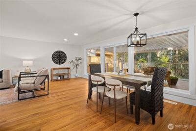 18330 47th Place NE, Lake Forest Park, WA 98155 - Photo 3