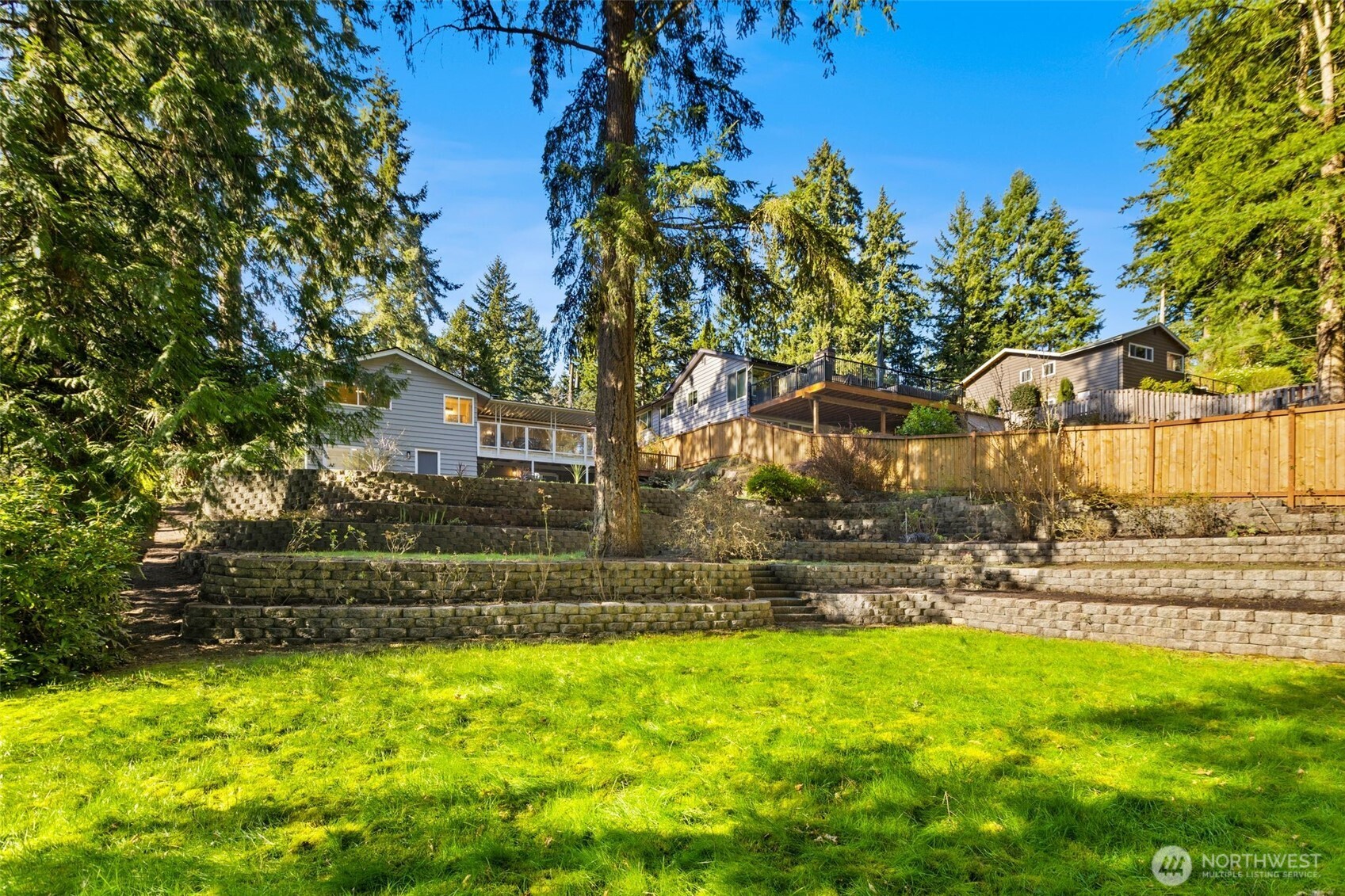 18330 47th Place NE, Lake Forest Park, WA 98155