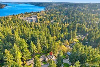 18330 47th Place NE, Lake Forest Park, WA 98155 - Photo 37