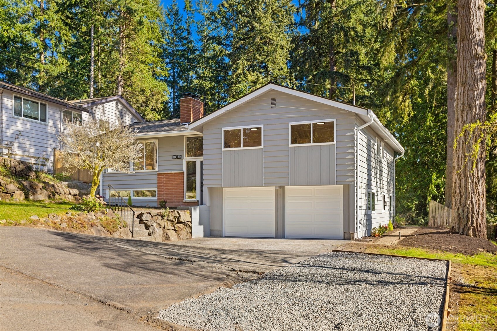 18330 47th Place NE, Lake Forest Park, WA 98155