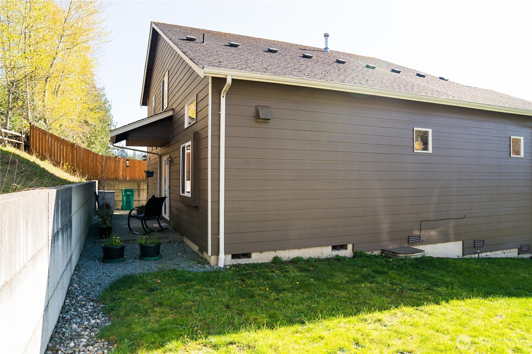 108 Jeff Street , Mount Vernon, WA 98273