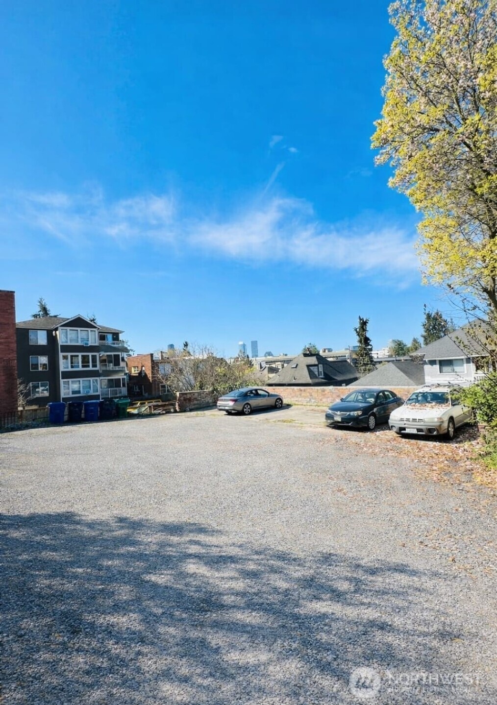 315 12th Avenue E, Seattle, WA 98102