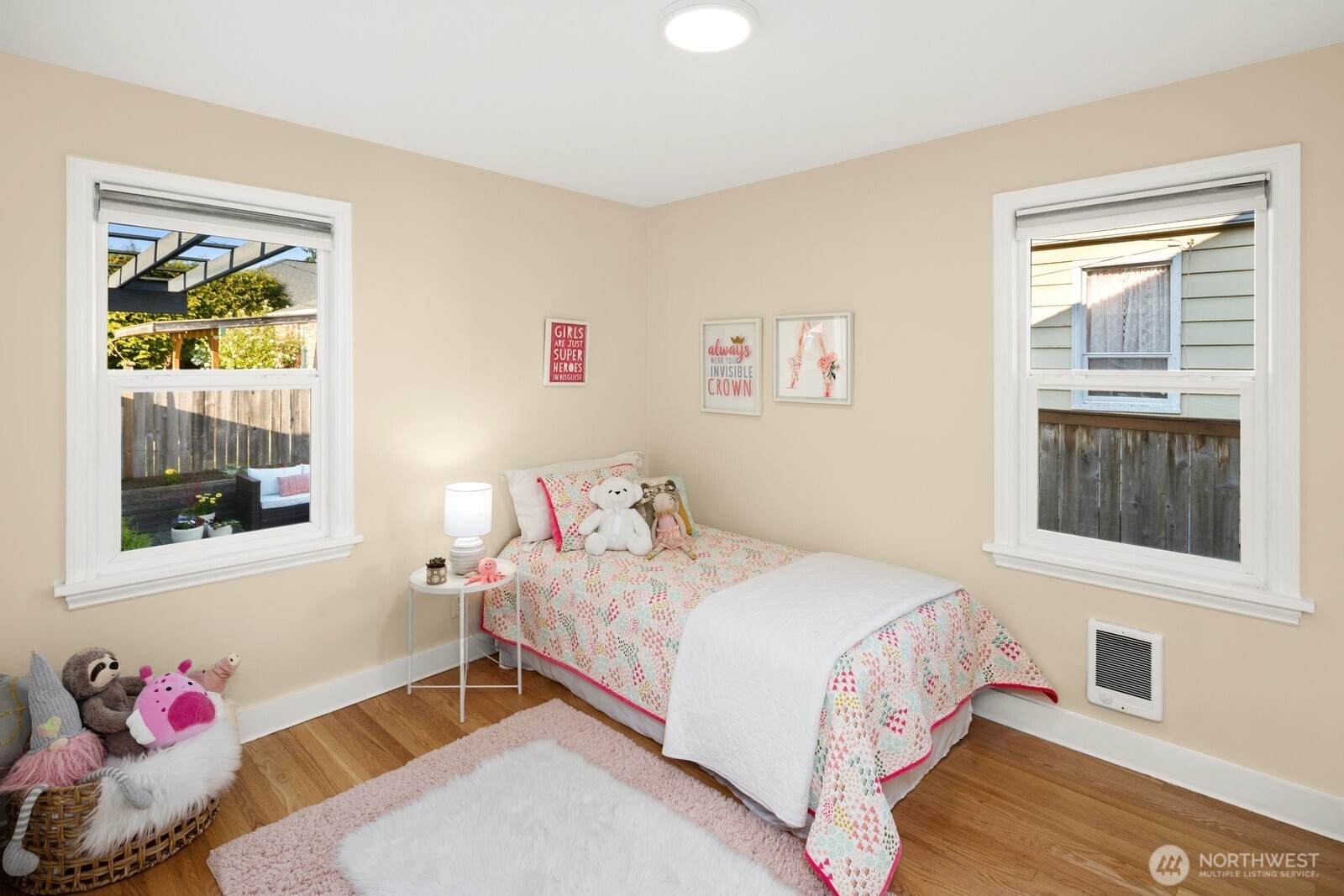 2106 NW 77th Street , Seattle, WA 98117