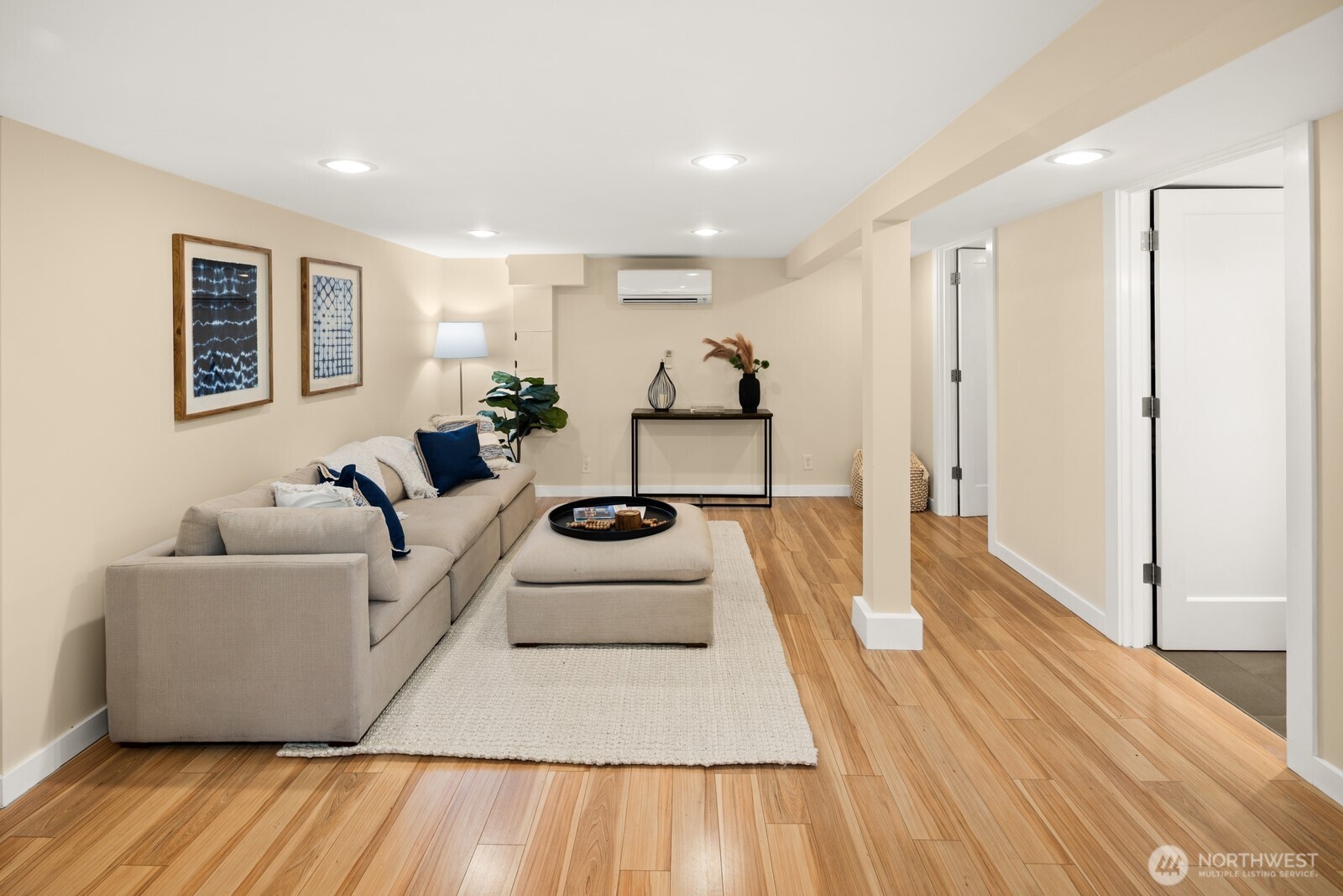 2106 NW 77th Street , Seattle, WA 98117