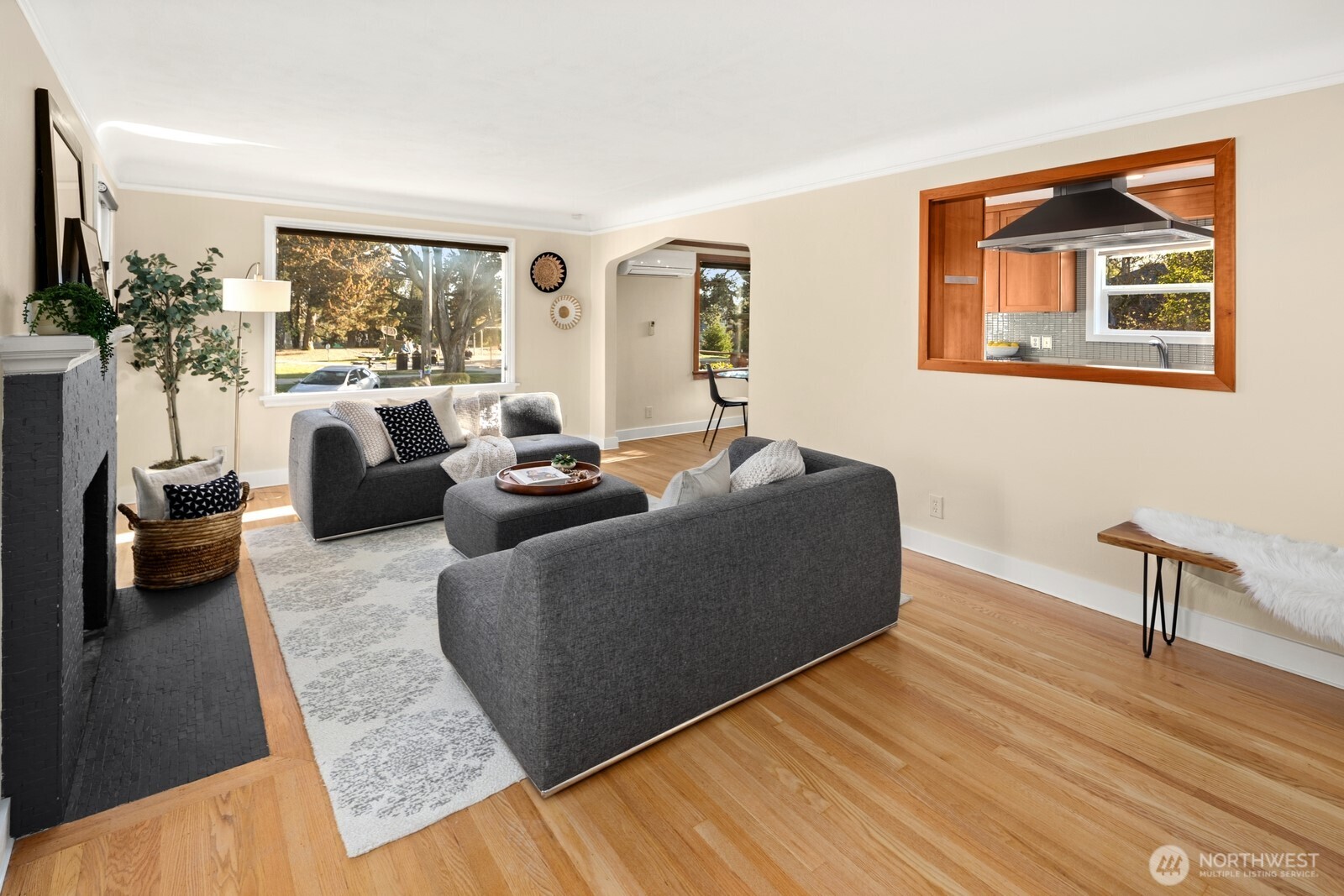 2106 NW 77th Street , Seattle, WA 98117