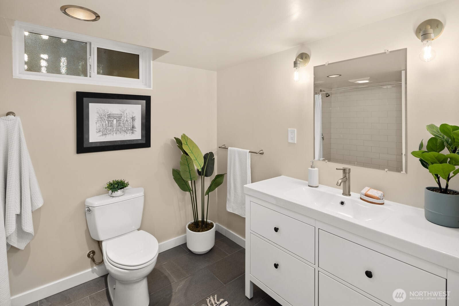 2106 NW 77th Street , Seattle, WA 98117