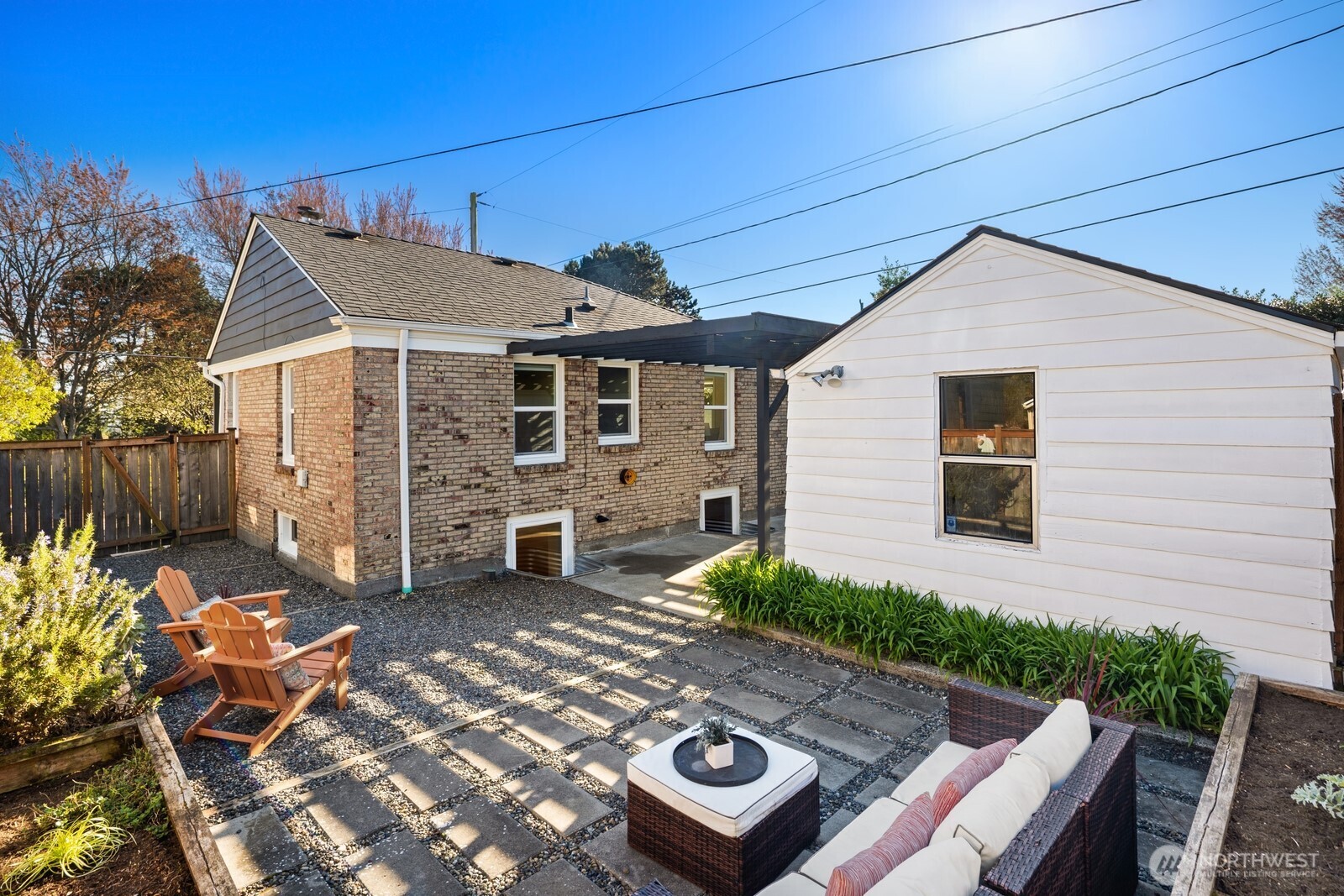 2106 NW 77th Street , Seattle, WA 98117