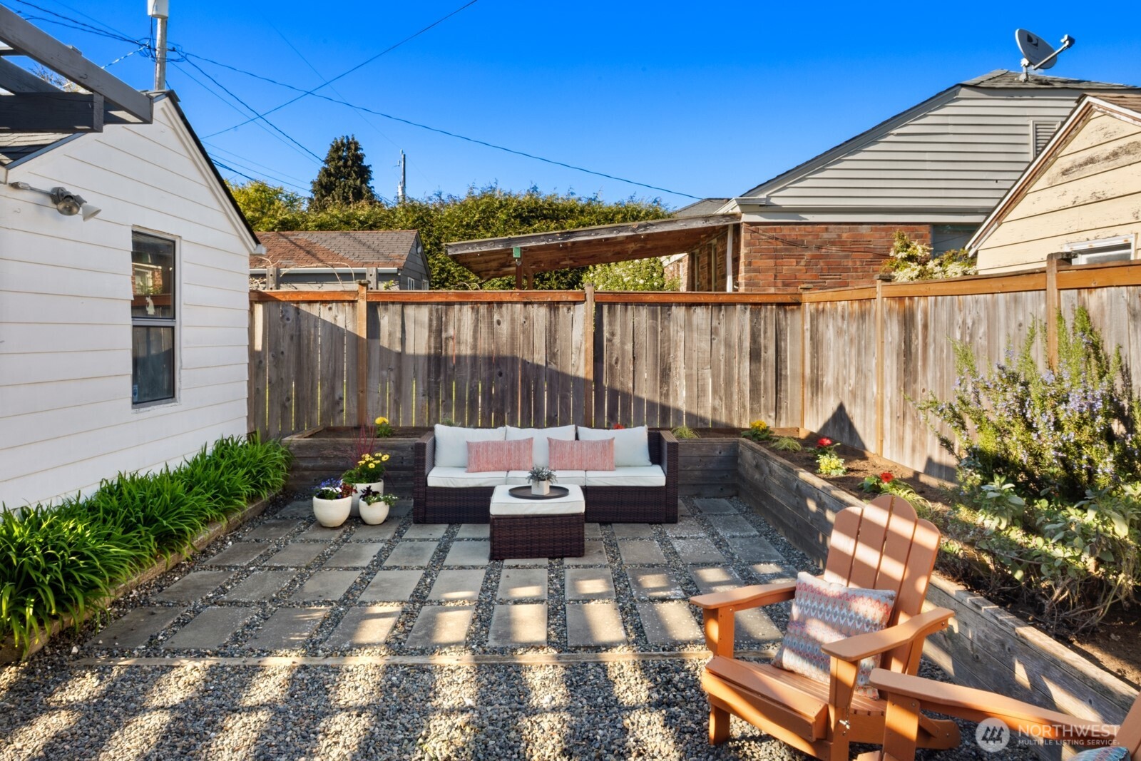 2106 NW 77th Street , Seattle, WA 98117