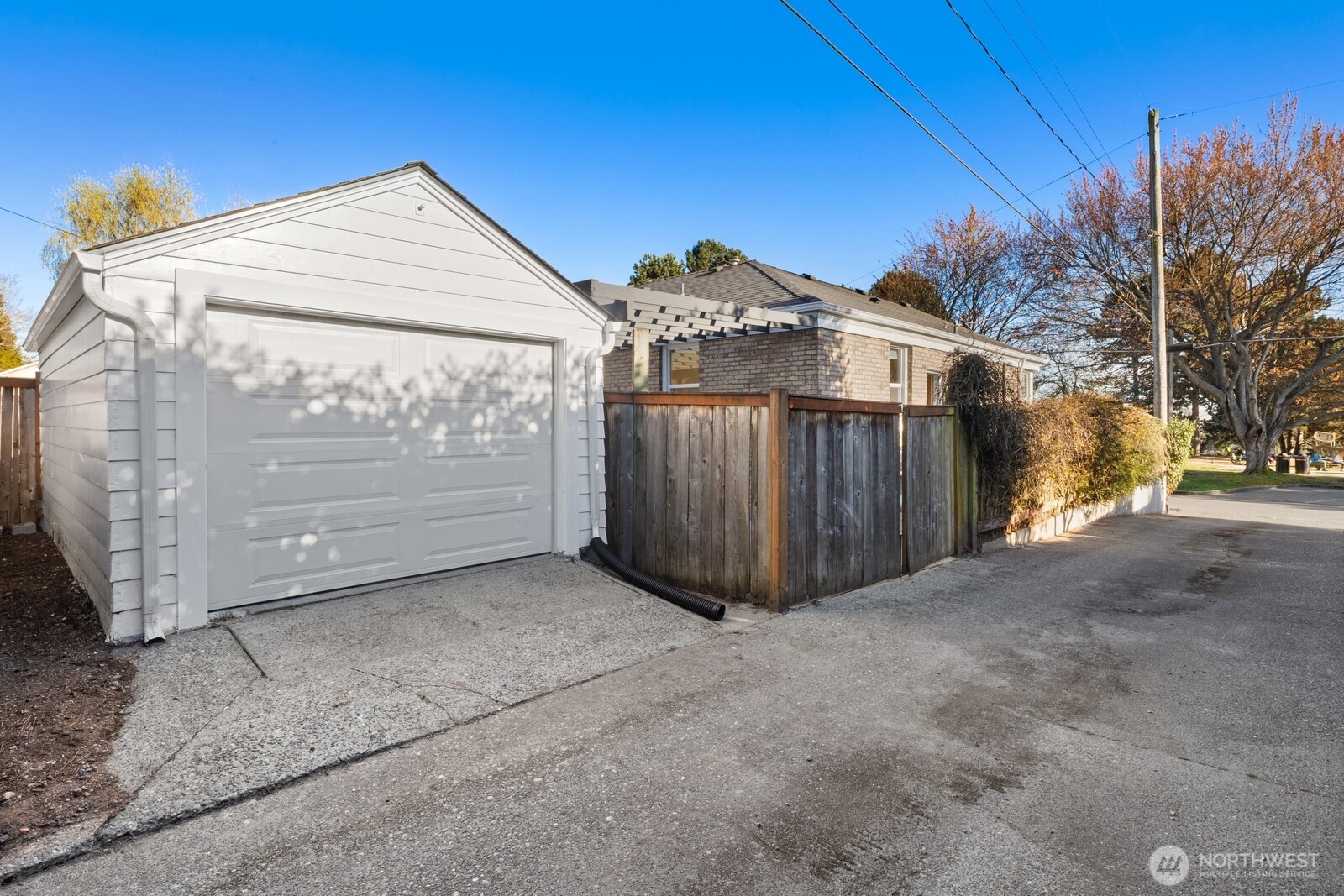 2106 NW 77th Street , Seattle, WA 98117