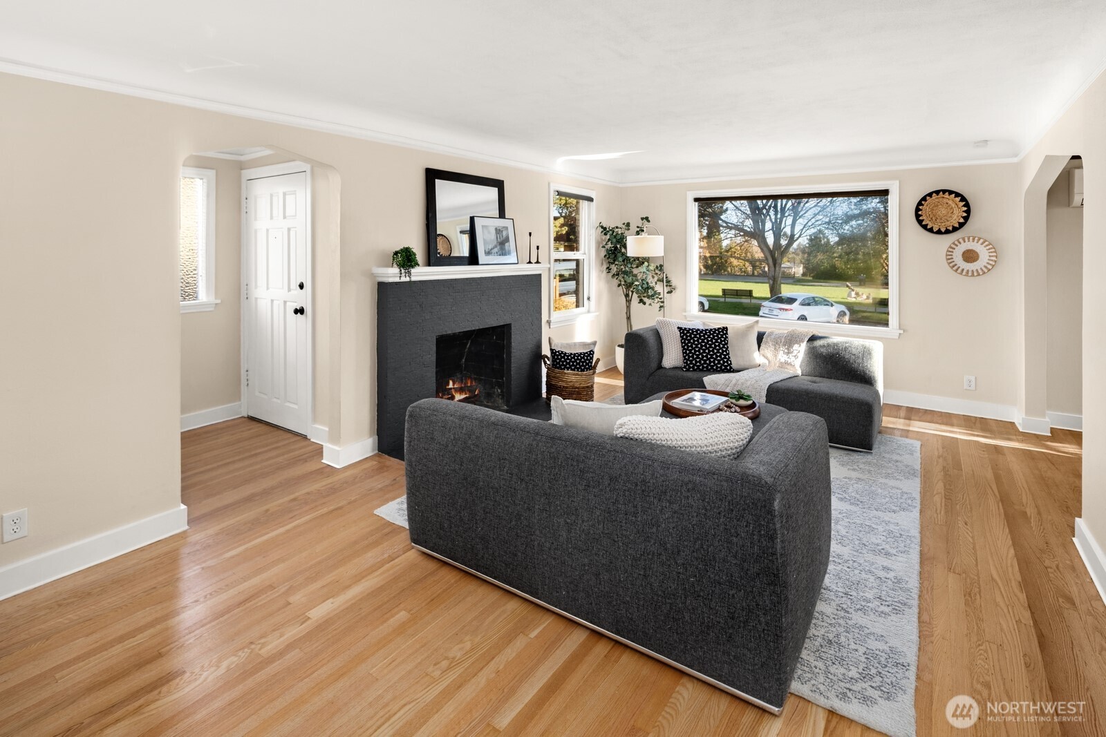 2106 NW 77th Street , Seattle, WA 98117