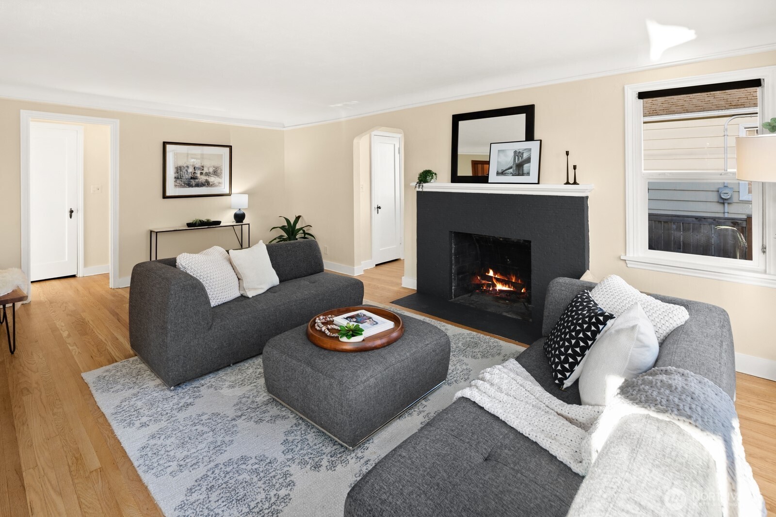 2106 NW 77th Street , Seattle, WA 98117