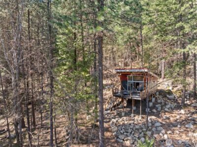 8056 Bayne Road , Leavenworth, WA 98826 - Photo 2