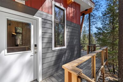 8056 Bayne Road , Leavenworth, WA 98826 - Photo 3
