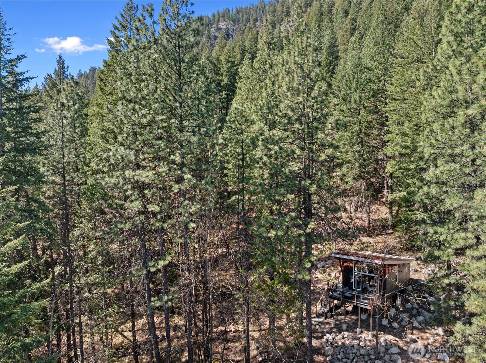 8056 Bayne Road , Leavenworth, WA 98826